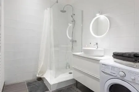 T2 Place De Lerme Apartmán *