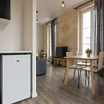 Appartement Place De Lerme Bordeaux